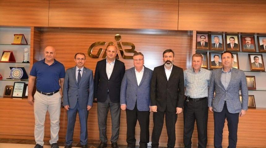 Gaib&rsquo;te Halıcıların Sorunları Masaya Yatırıldı