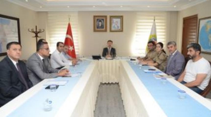 Eğitime Hazırlık Ve G&uuml;venlik Toplantısı