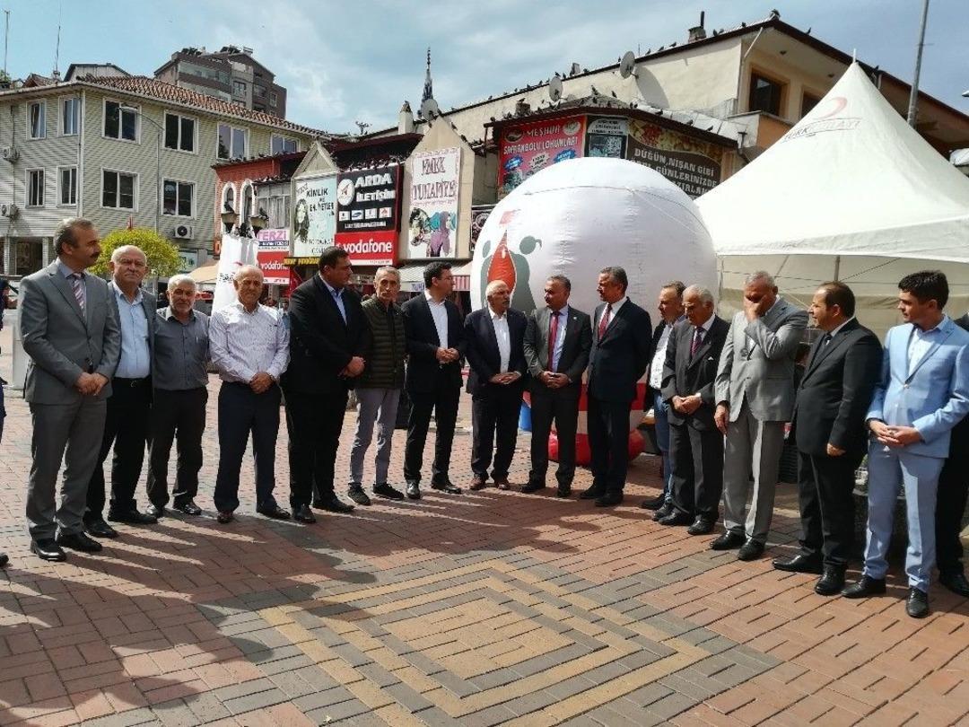 &Ccedil;aycuma&rsquo;da Geleneksel Hale Gelen Kan Bağışı Kampanyası D&uuml;zenlendi
