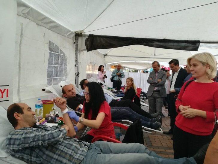 Çaycuma’da Geleneksel Hale Gelen Kan Bağışı Kampanyası Düzenlendi G4