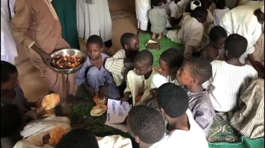 Batman’dan Sudan’a 250 Yetime Yemek Verildi