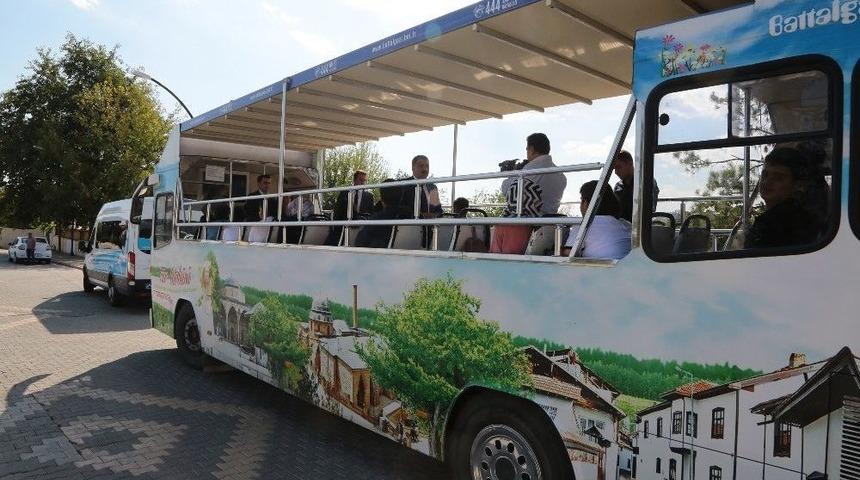 Battalgazi&rsquo;de Tarihi Mekanları Gezdiler