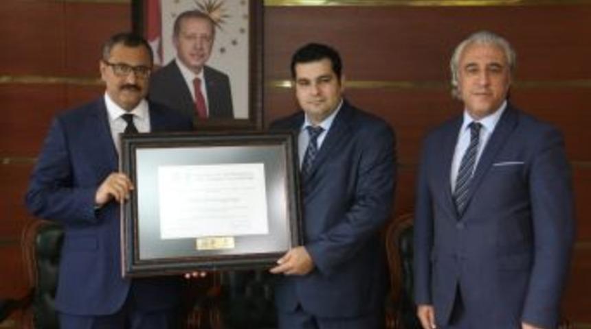 Unesco Islık Dili &ldquo;kayıt Beratı&rdquo; Vali Sarıfakıoğulları&rsquo;na Teslim Edildi