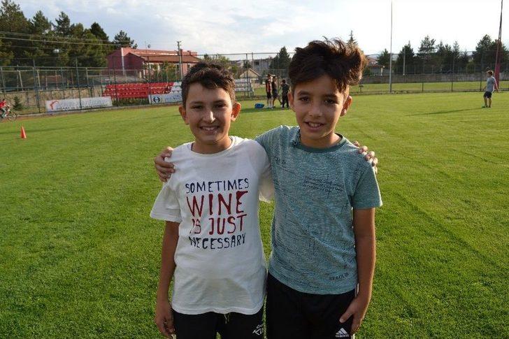 Minik Yıldızlar Geleceğe Umut Saçıyor G5