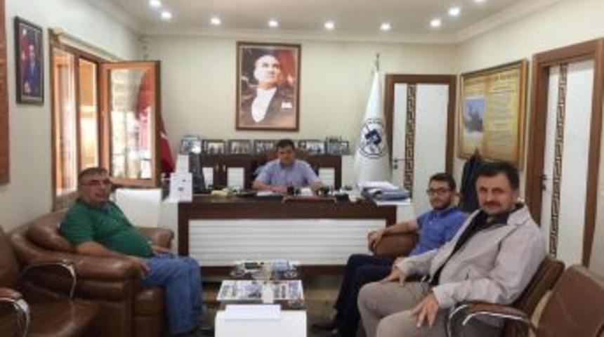 Başkan Yalçın, Müteahhit Albayrak İle Bir Araya Geldi