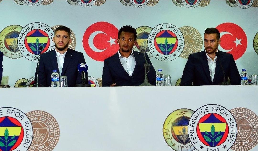 Fenerbah&ccedil;e&rsquo;de Yeni Transferler İ&ccedil;in T&ouml;ren D&uuml;zenlendi