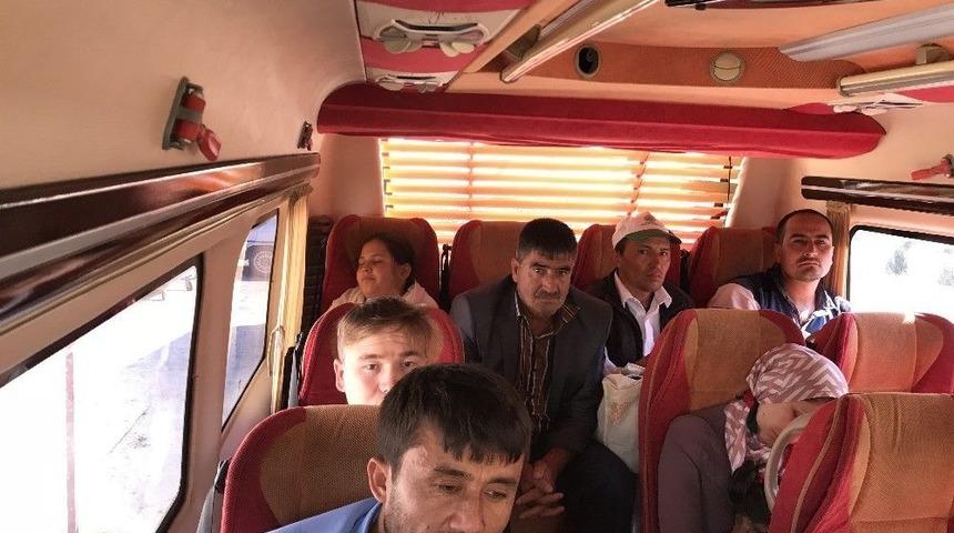 &Ccedil;anakkale&rsquo;de 98 Ka&ccedil;ak Yakalandı