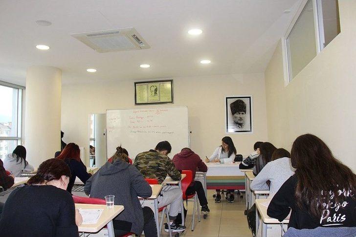 Ataşehirli Öğrencilerin Yks’de Büyük Başarısı G5