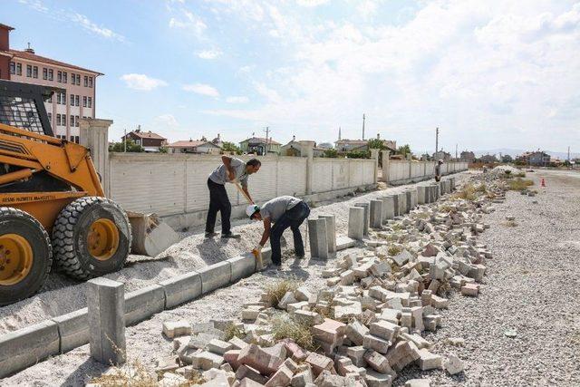 Meram Belediyesinden Özel Çocukların Okuluna Tadilat