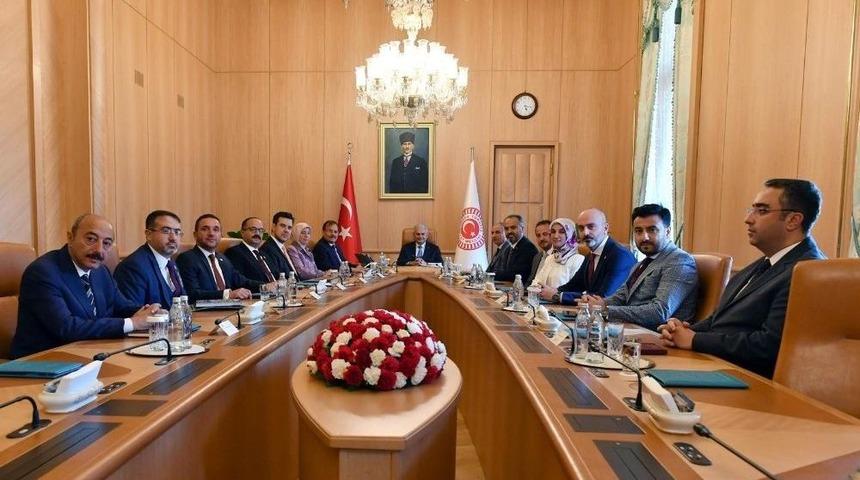 &lsquo;karalar Bağlatan&rsquo; Karar 98 Yıl Sonra Yine Tbmm&rsquo;de