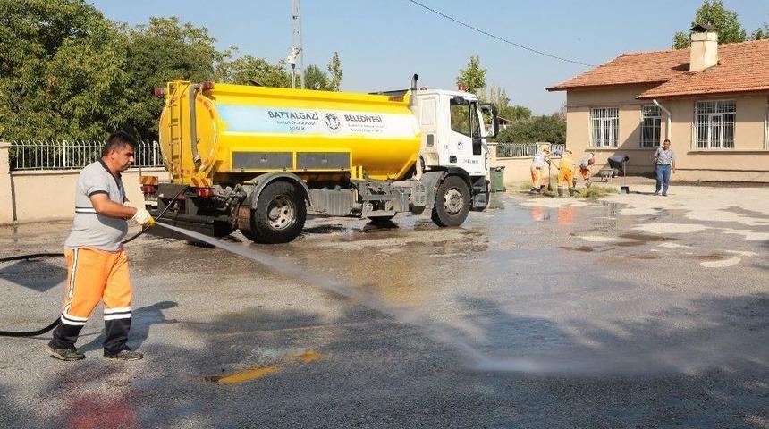 Okulların Bahçesi Yeni Eğitim Öğretim Yılına Hazır