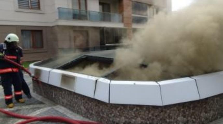 Sitede &Ccedil;ıkan Yangın Korkuttu