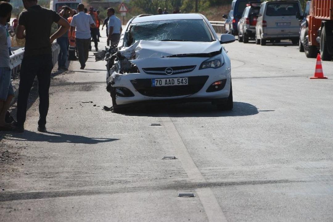 Otomobil Motosiklete &Ccedil;arptı: 1 &Ouml;l&uuml;