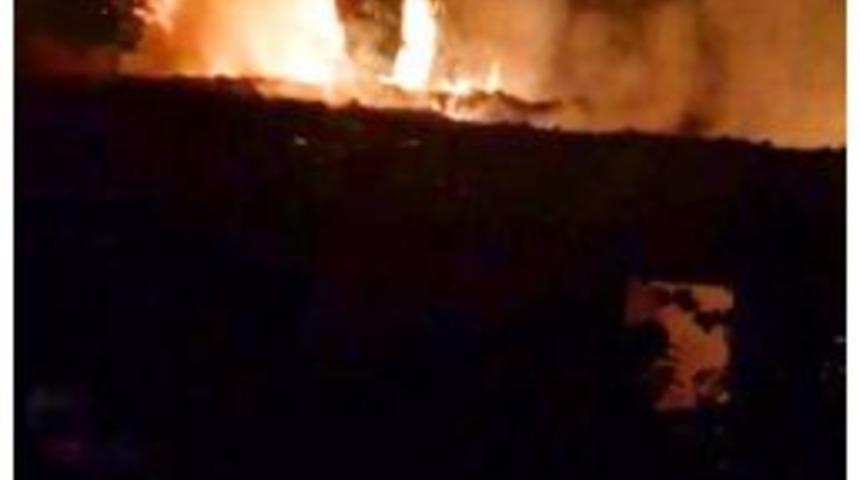 Metruk Bina Alev Alev Yandı