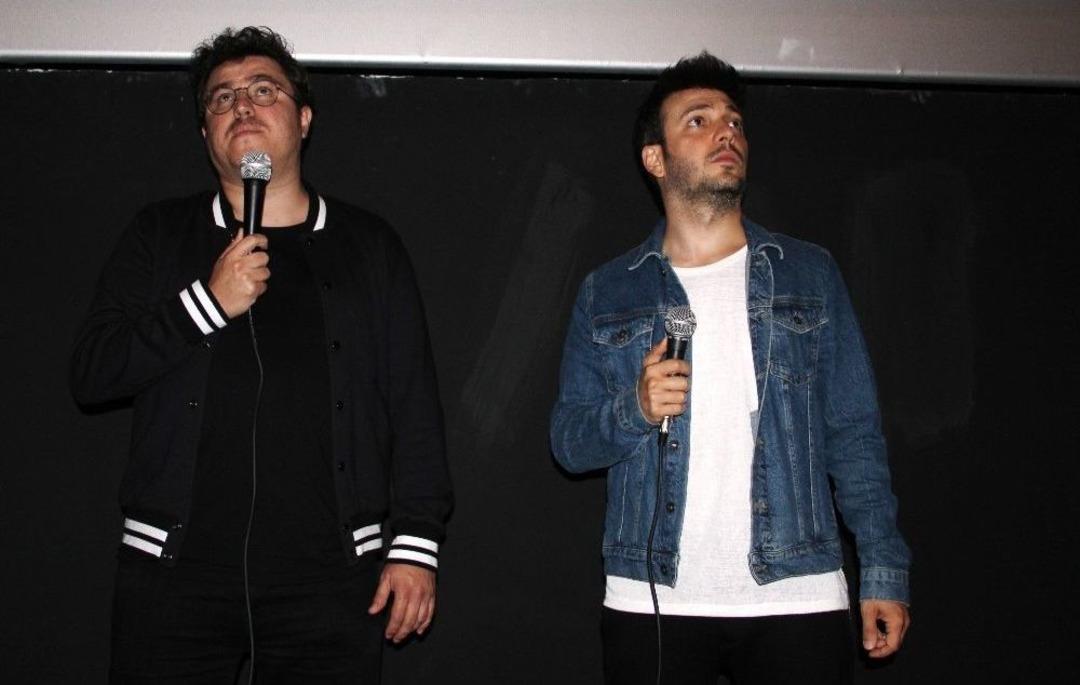 İbrahim B&uuml;y&uuml;kak İle Oğuzan Ko&ccedil; Sinema Patronlarına Yalvardı