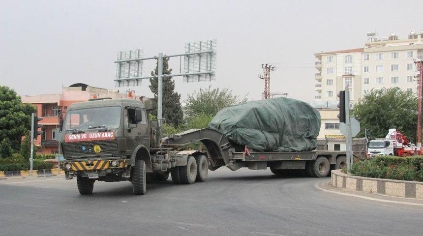 Kilis&rsquo;te Askeri Sevkıyat Sabaha Kadar S&uuml;rd&uuml;