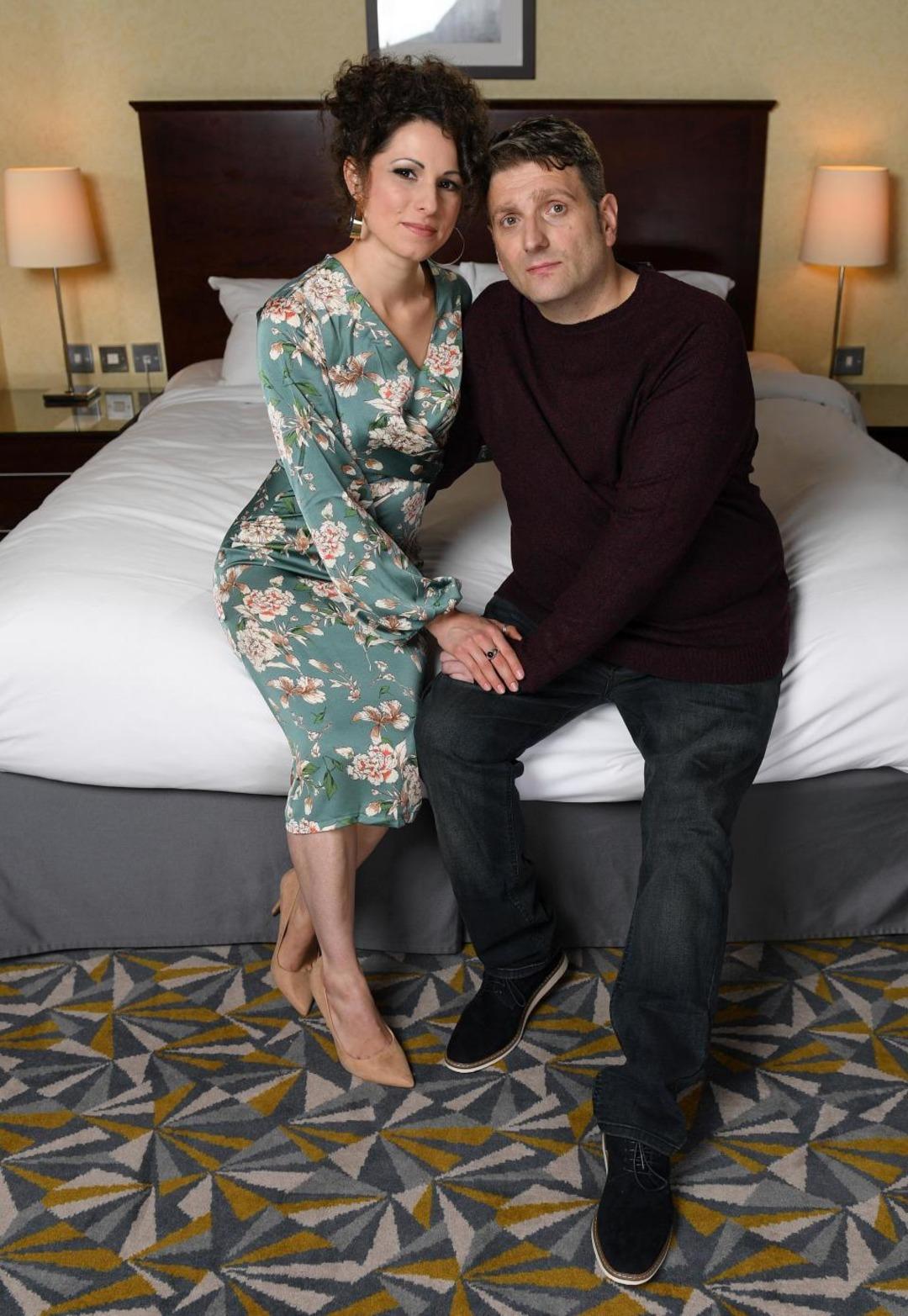 Doğuştan penisi olmayan adam ilk kez ilişkiye girdi