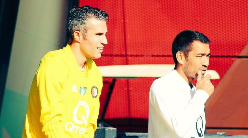 Robin Van Persie Hollanda'da ağustos ayının en iyi oyuncusu se&ccedil;ildi!