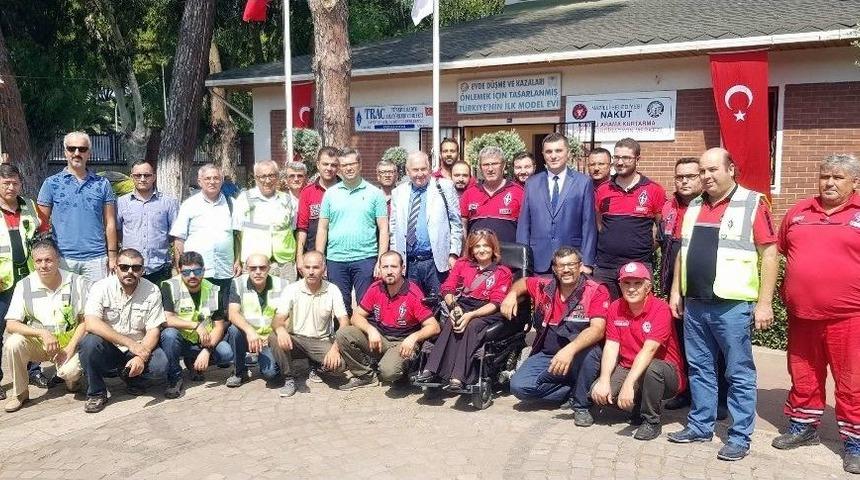 Amatör Telsizciler Yeni Binalarına Kavuştu