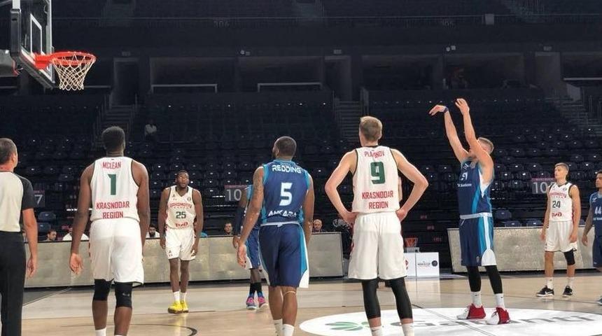 Türk Telekom, Lokomotif Kuban’ı Farklı Devirdi: 111-78