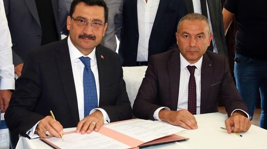 Sosyal Dayanışmaya Bir Destek De Bayan Kuaf&ouml;rlerinden