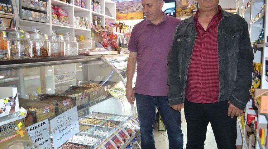 (özel Haber) İnegöllü Esnaf Çin Çekirdeği Satmama Kararı Aldı