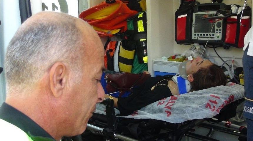 Manavgat&rsquo;ta Otomobil Takla Attı: 1 Yaralı