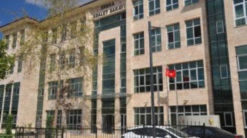 14 Yaşındaki Kız Hamile Çıktı, 3 Kişi Tutuklandı