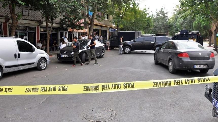 Emniyet Binası Yakınında Şüpheli Valiz Paniği