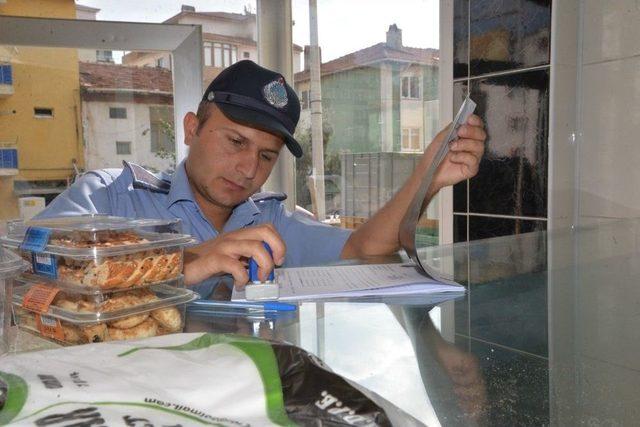 Zabıta Müdürlüğü’nden Ekmek Gramajı Ve Hijyen Denetimi