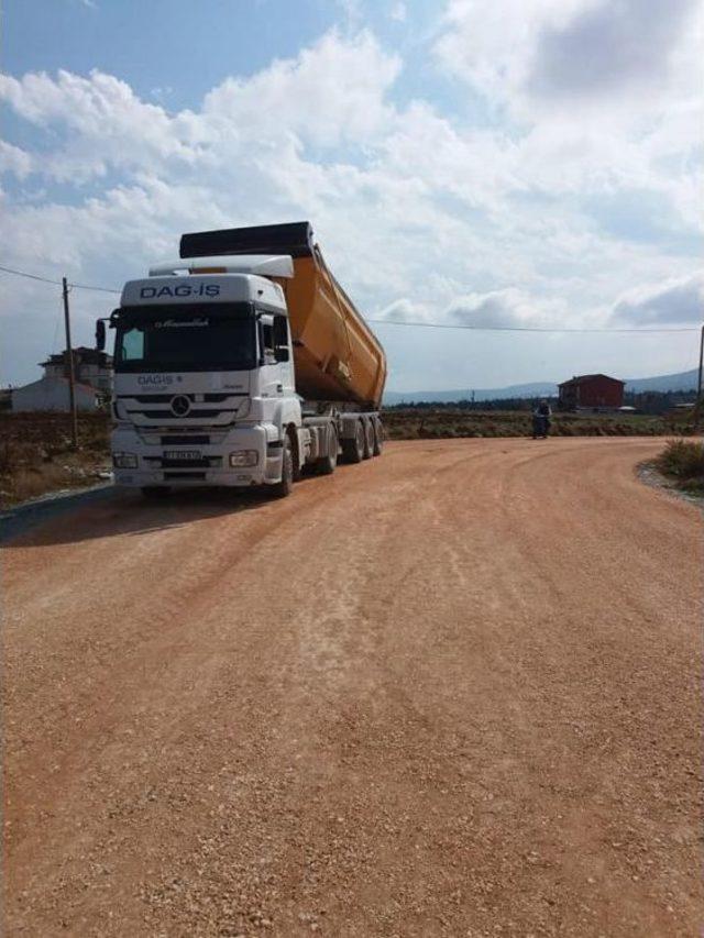 Pazaryeri’nde Asfalt Çalışmaları Devam Ediyor