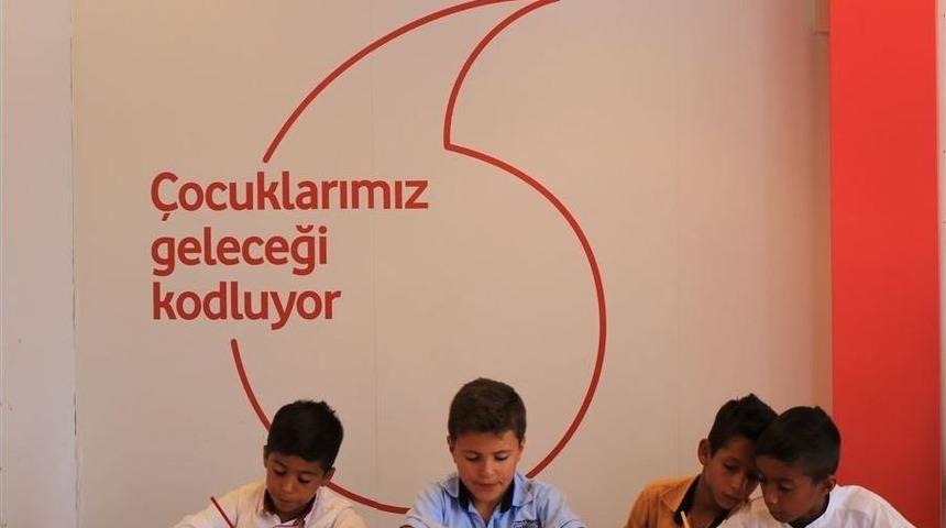 &Ccedil;ocuklar Kodlama Eğitimine Katıldı