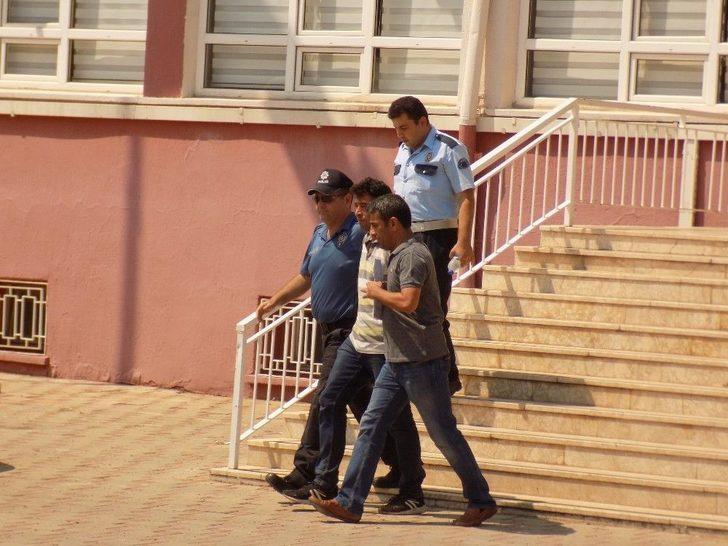 Eski Eşinin Yüzünü Şişeyle Parçaladı G3