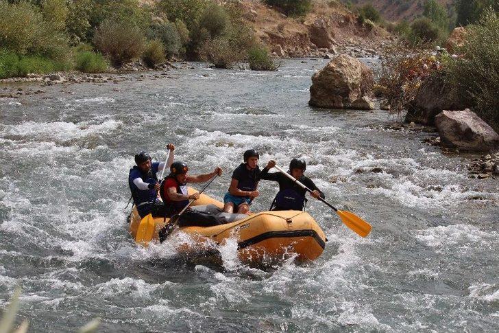 Türkiye Rafting Şampiyonası Çatak’ta Başladı G3