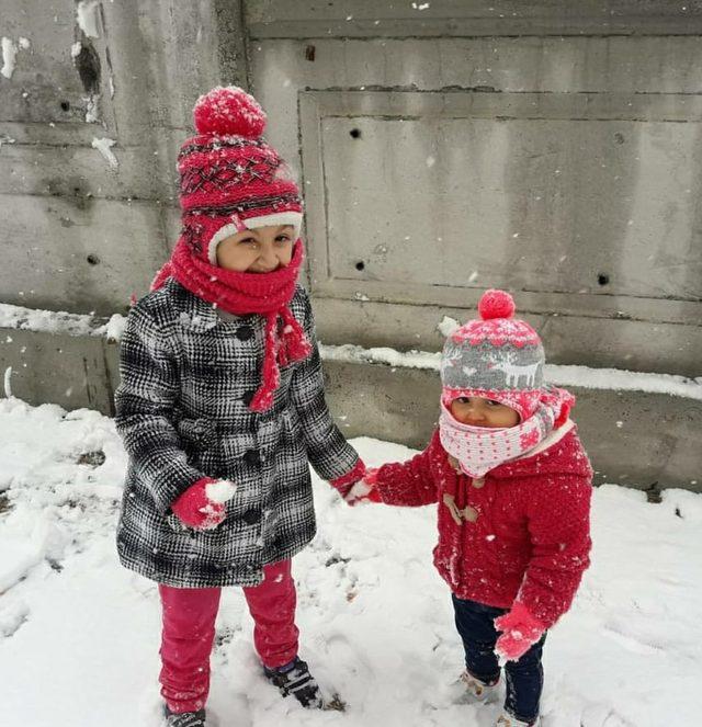 Anaokulunun havuzunda boğulan minik Miray, toprağa verildi