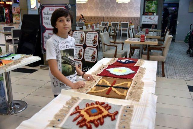 İlmek ilmek dokunan halılar görücüye çıktı