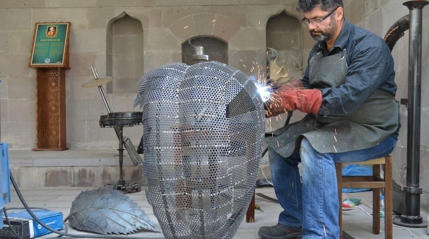 Akademisyenler ve sanat&ccedil;ılar, &ccedil;alıştaya katıldı