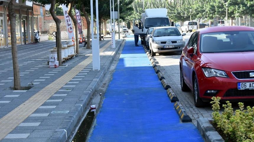 Prestij caddesindeki bisiklet yolu hizmete a&ccedil;ıldı