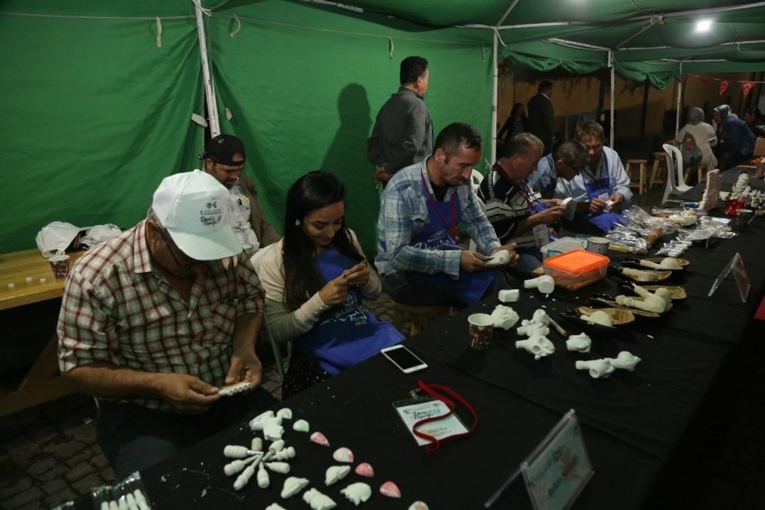 L&uuml;letaşı Festivali başladı