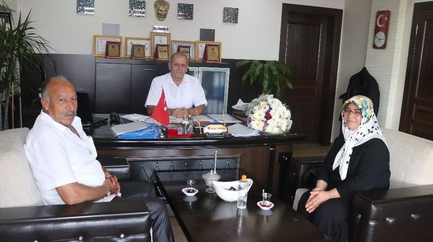 Parası &ccedil;alınıp, bulunan aileden asayiş polisine teşekk&uuml;r ziyareti