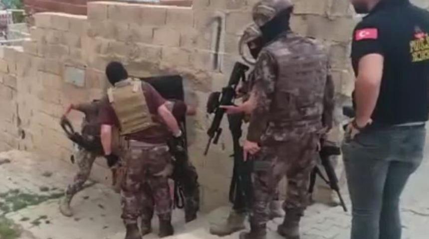 Şanlıurfa&rsquo;da torbacılara operasyon: 11 g&ouml;zaltı