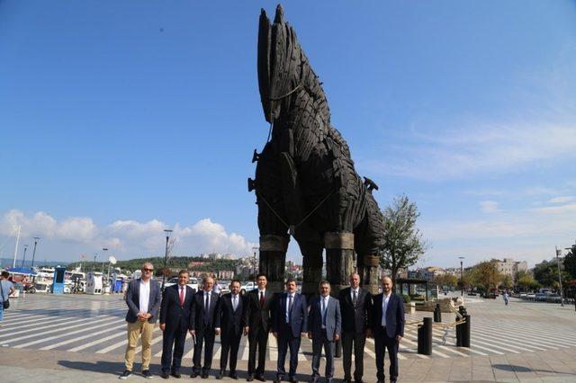 Çin Halk Cumhuriyeti İstanbul Başkonsolosu Cuı Wei, Çanakkale Valiliğini ziyaret etti