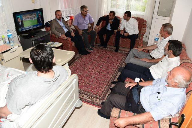AK Parti Grup Başkanvekili Turan’dan gaziye ziyaret