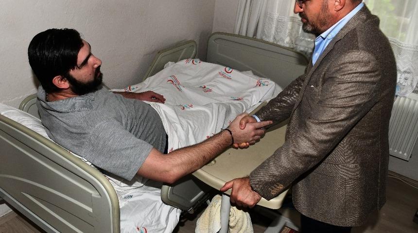 AK Parti Grup Başkanvekili Turan&rsquo;dan gaziye ziyaret