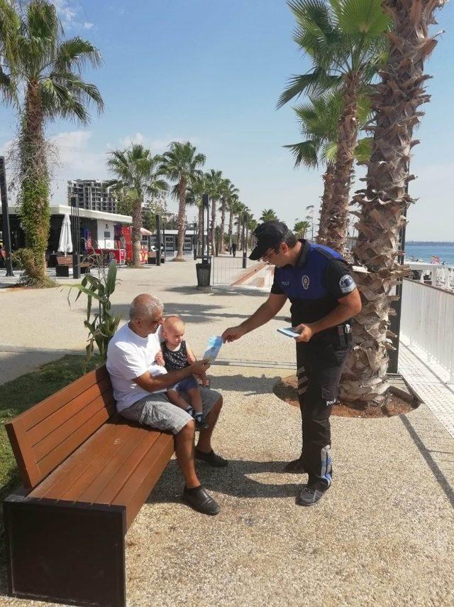 Konyaaltı Sahili’nde bilgilendirici asayiş uygulaması