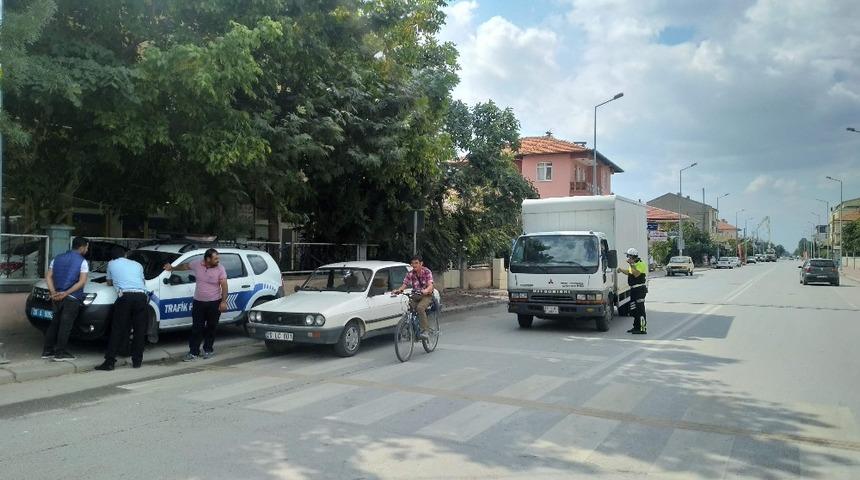 Kemer takmayan uyarıldı, telefonla konuşana ceza kesildi