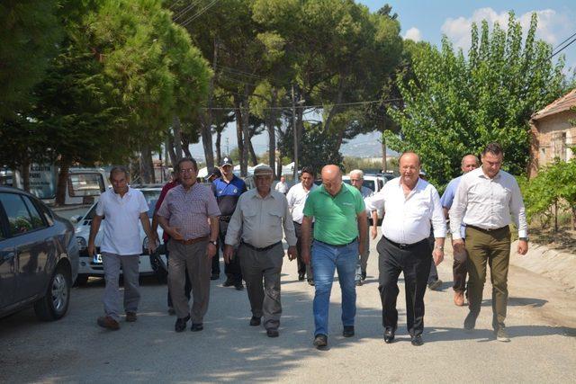 Başkan Özakcan, Gölhisar Mahallesindeki hayra katıldı