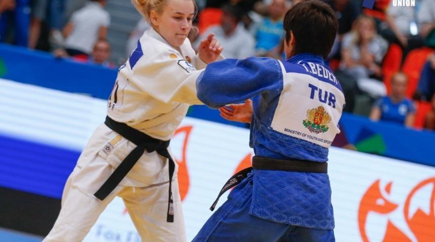 Avrupa&rsquo;daki gururumuz