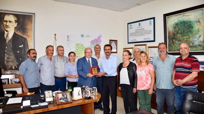 Cemevi Başkanlarından Albayrak’a teşekkür plaketi