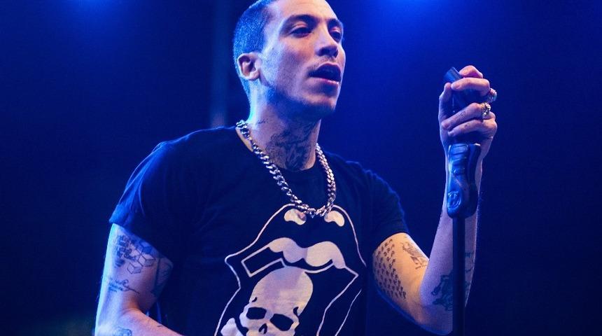 İzmir Ekonomi Can Bonomo ile hoş geldin diyecek